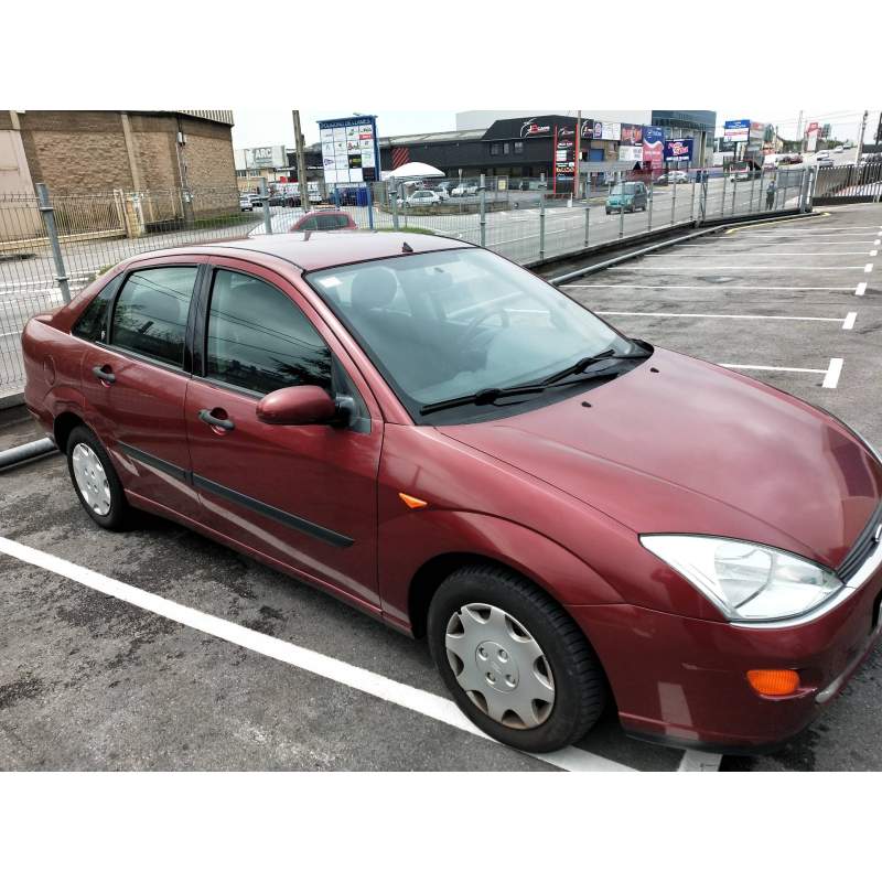 FORD FOCUS BERLINA (CAK)