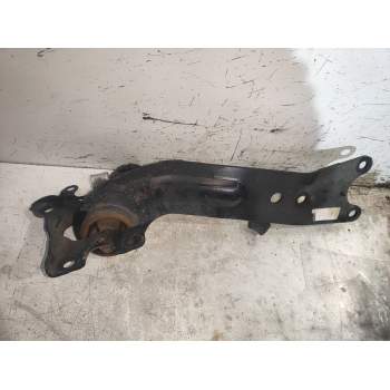 BRAZO SUSPENSION SUPERIOR TRASERO DERECHO 