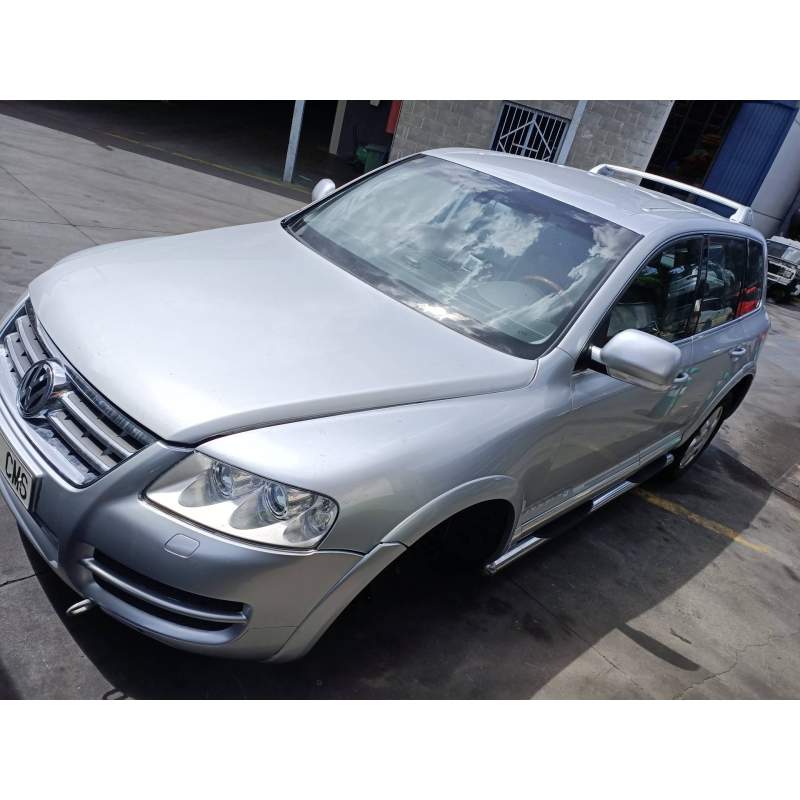 VOLKSWAGEN TOUAREG (7LA)