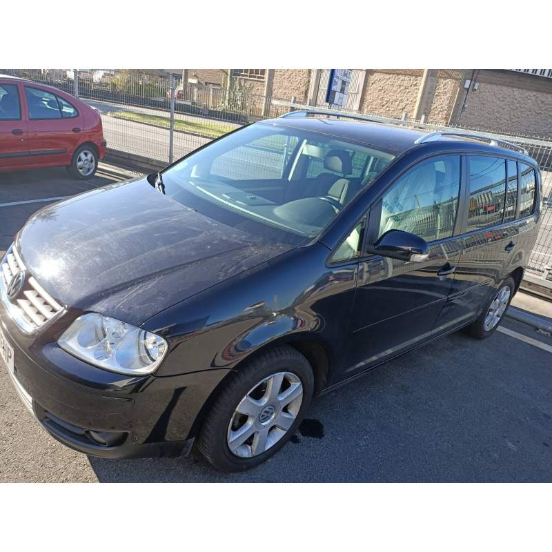 VOLKSWAGEN TOURAN (1T2)