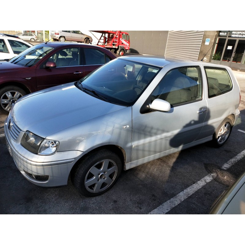 volkswagen polo berlina (6n2) del año 2000