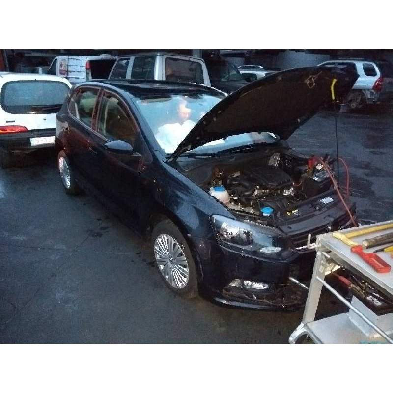 VOLKSWAGEN POLO (6C1)
