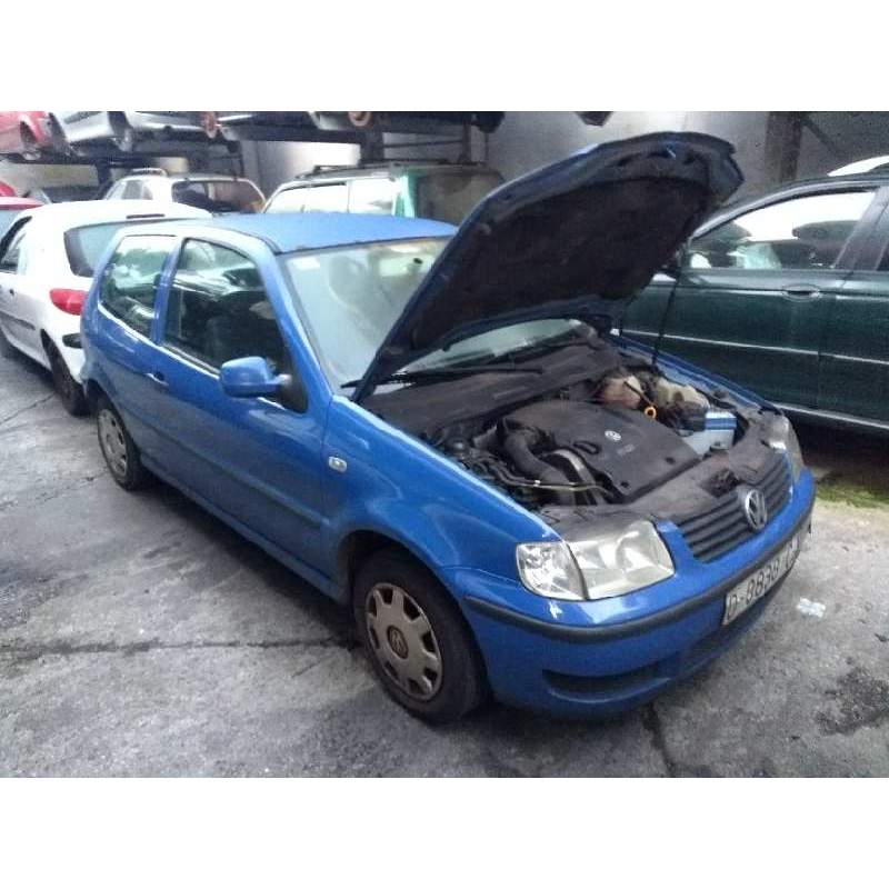 VOLKSWAGEN POLO BERLINA (6N2)