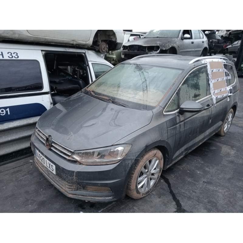 VOLKSWAGEN TOURAN (5T1)