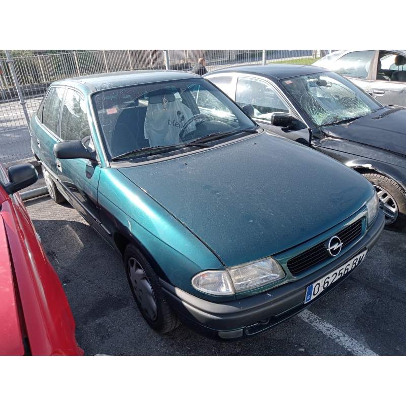 OPEL ASTRA F BERLINA