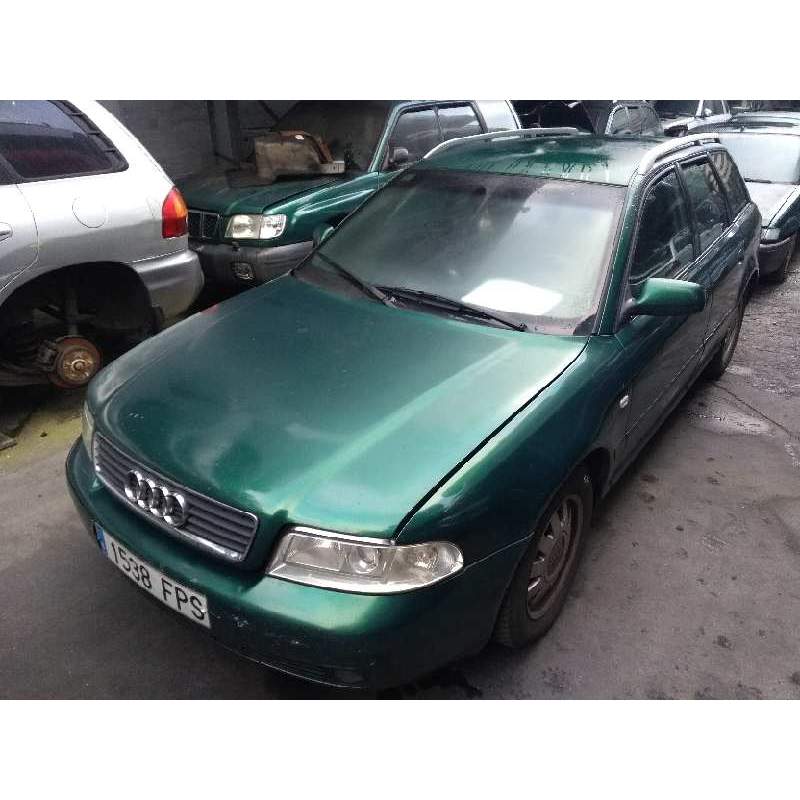 AUDI A4 AVANT (B5)
