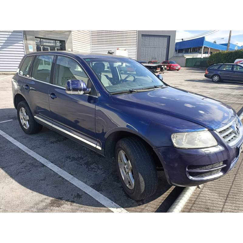 VOLKSWAGEN TOUAREG (7LA)