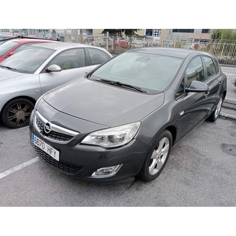 OPEL ASTRA J LIM.