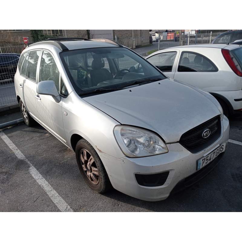 KIA CARENS (UN)