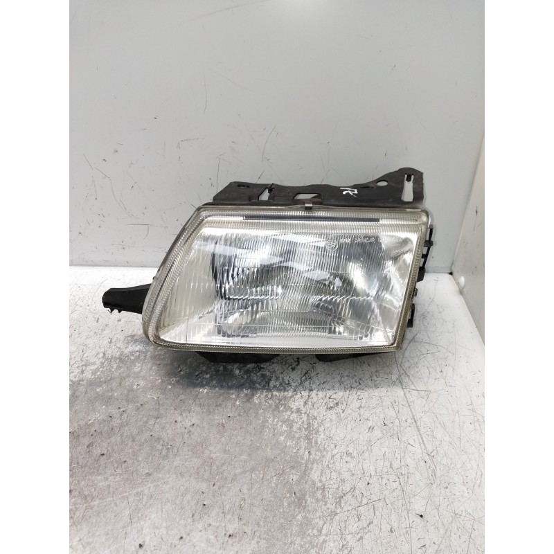 Recambio de faro izquierdo para citroen saxo 1.1 image referencia OEM IAM   