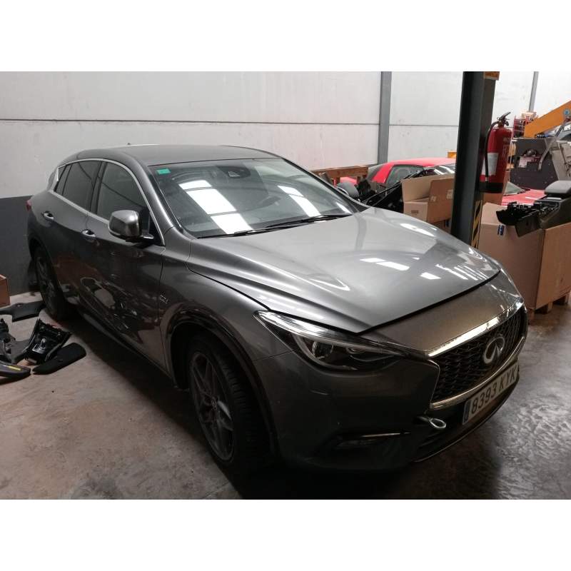 INFINITI Q30