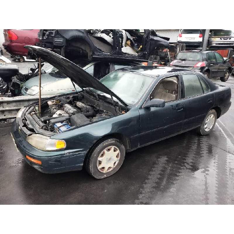 TOYOTA CAMRY (V10)