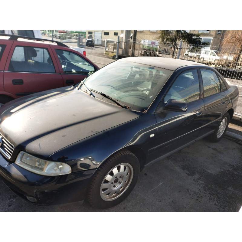 AUDI A4 BERLINA (B5)
