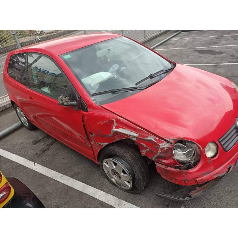 VOLKSWAGEN POLO (9N1)