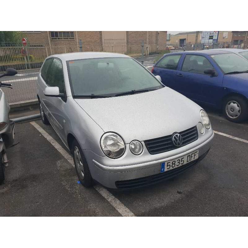VOLKSWAGEN POLO (9N1)