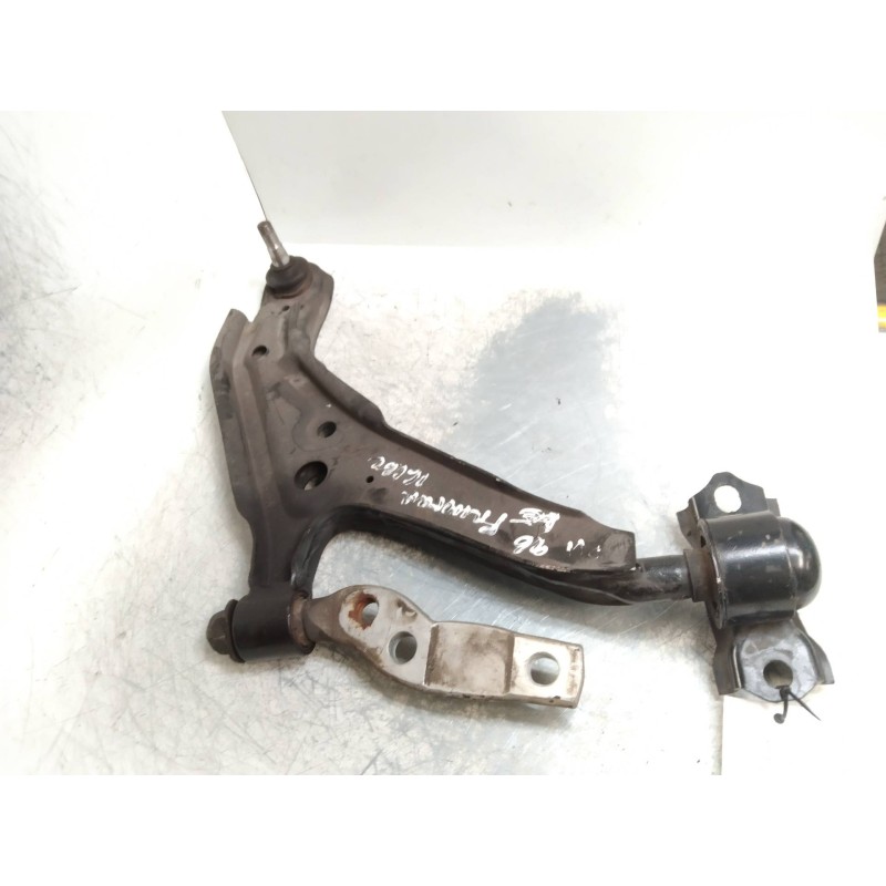 Recambio de brazo suspension inferior delantero derecho para nissan primera berlina (p11) gx referencia OEM IAM   