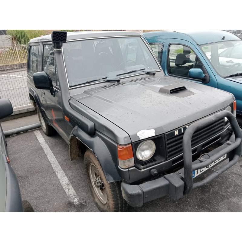 MITSUBISHI MONTERO (L040)