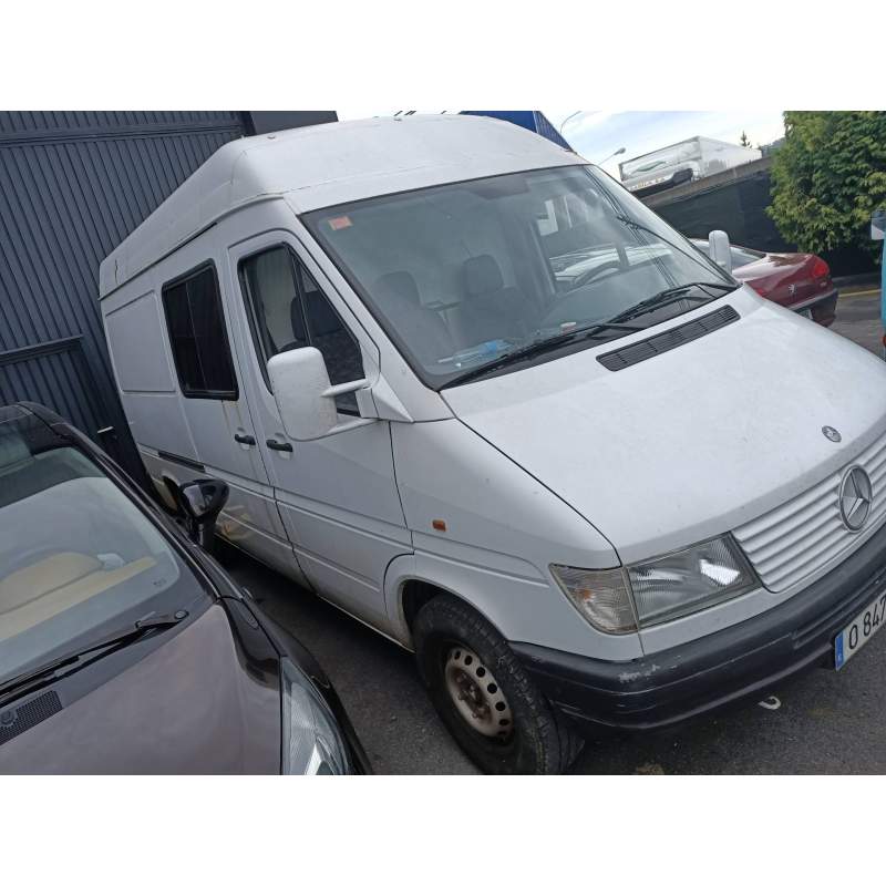MERCEDES-BENZ SPRINTER (W901,W903) COMBI