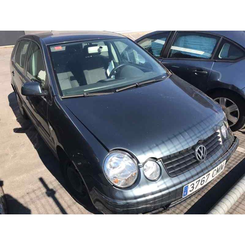 VOLKSWAGEN POLO (9N1)