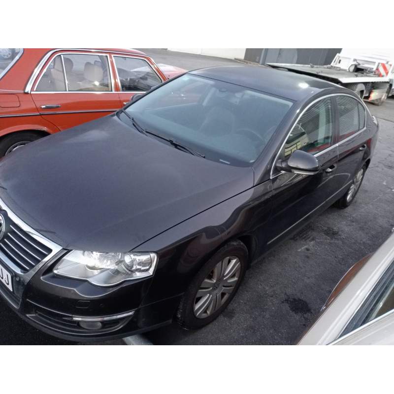 VOLKSWAGEN PASSAT BERLINA (3C2)