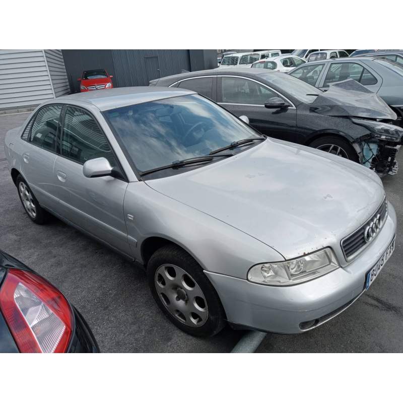 AUDI A4 BERLINA (B5)