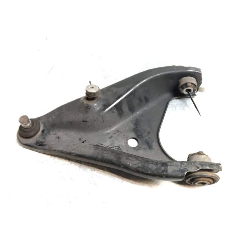 Recambio de brazo suspension inferior delantero derecho para dacia sandero 1.6 cat referencia OEM IAM  16G 2008