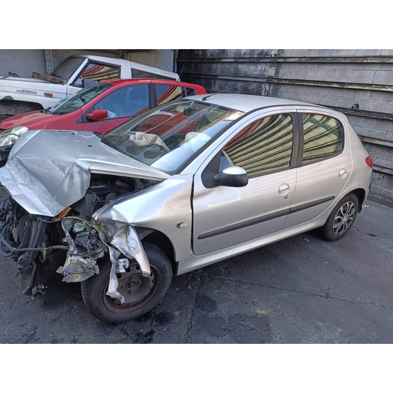 PEUGEOT 206 BERLINA