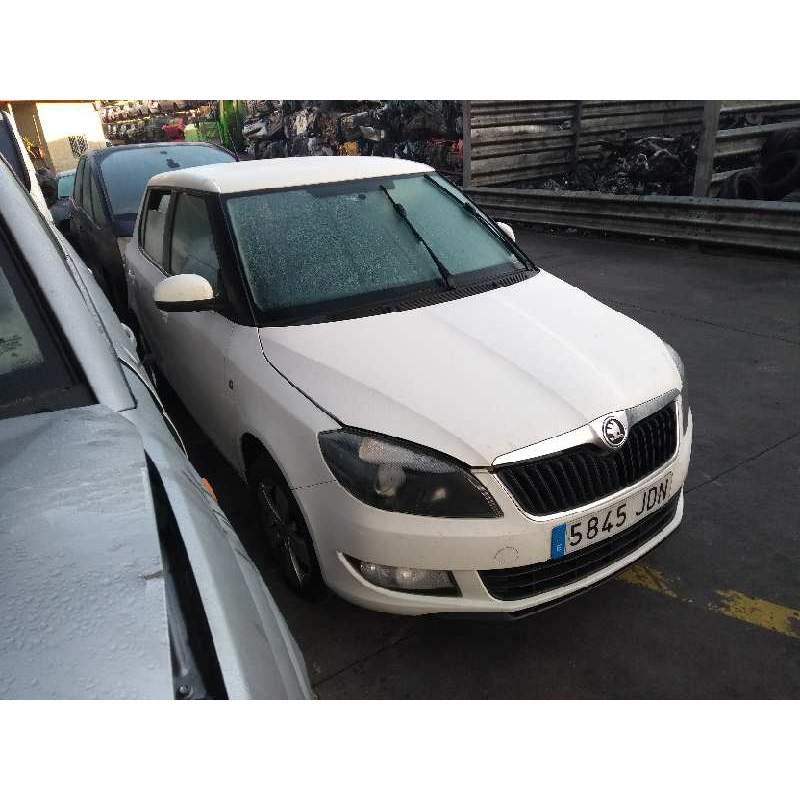 SKODA FABIA (5J2 )