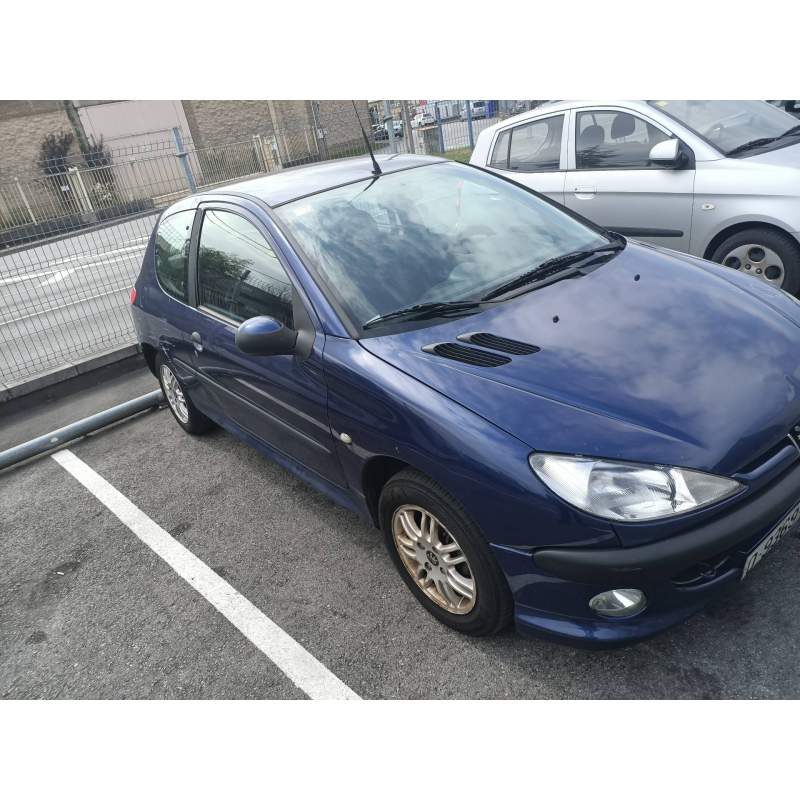 PEUGEOT 206 BERLINA