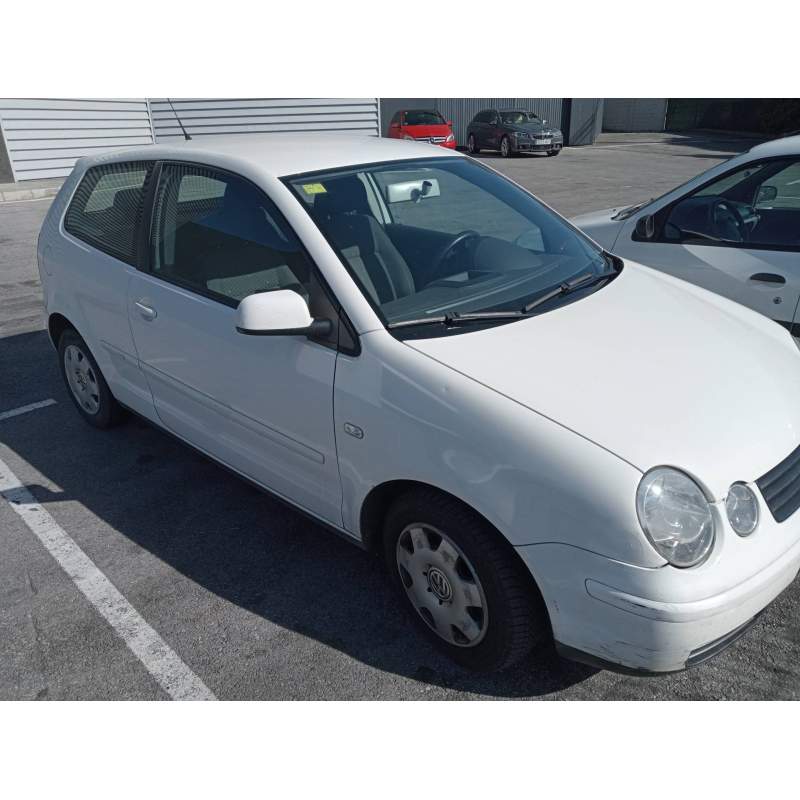 VOLKSWAGEN POLO (9N1)
