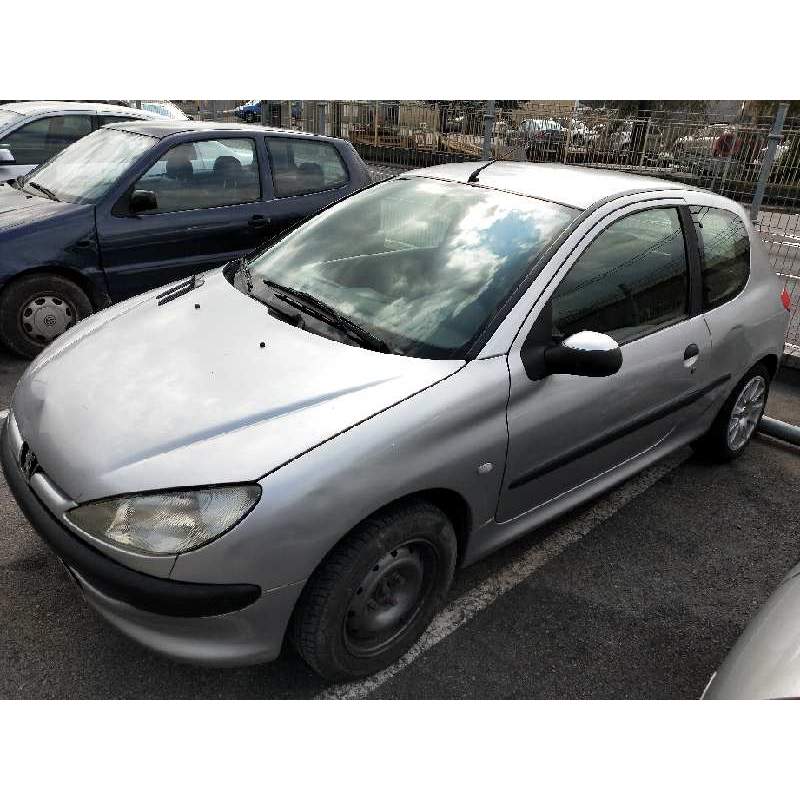PEUGEOT 206 BERLINA