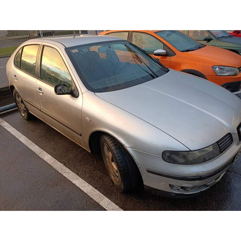 SEAT LEON (1M1)