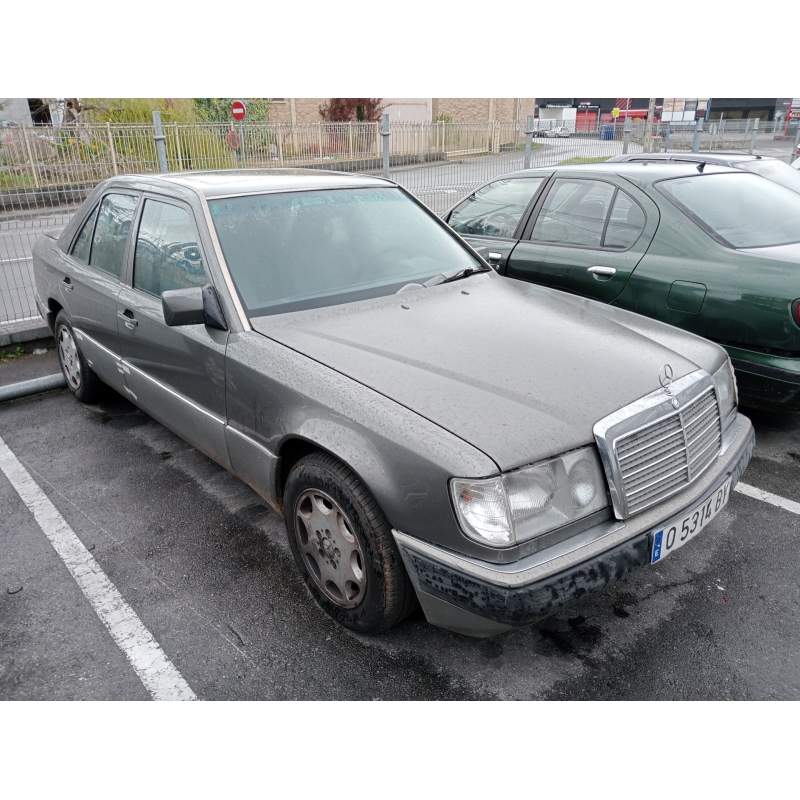 MERCEDES-BENZ CLASE E (W124) BERLINA