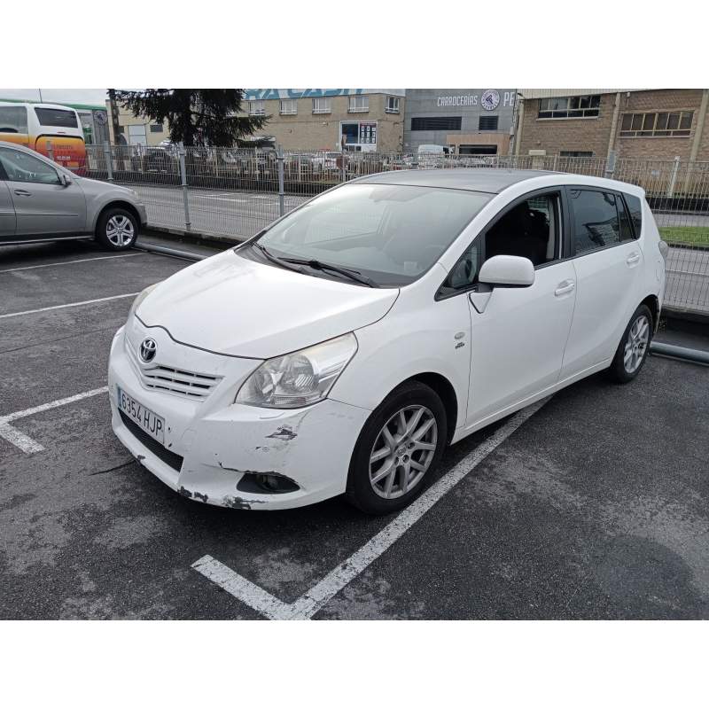 TOYOTA VERSO (_R2_)