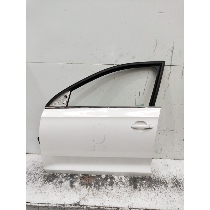 Recambio de puerta delantera izquierda para seat toledo (kg3) style referencia OEM IAM   