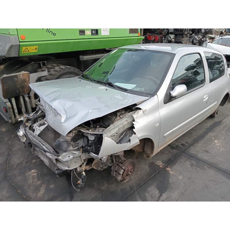 RENAULT CLIO II FASE II (B/CB0)