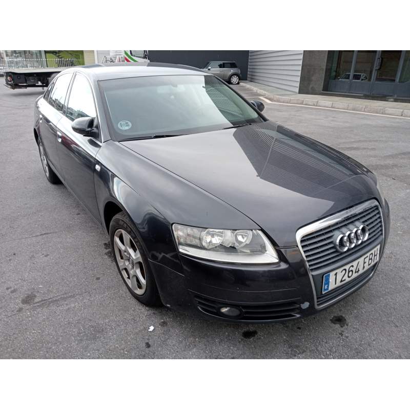 AUDI A6 BERLINA (4F2)