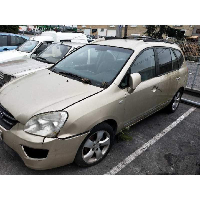 KIA CARENS (UN)