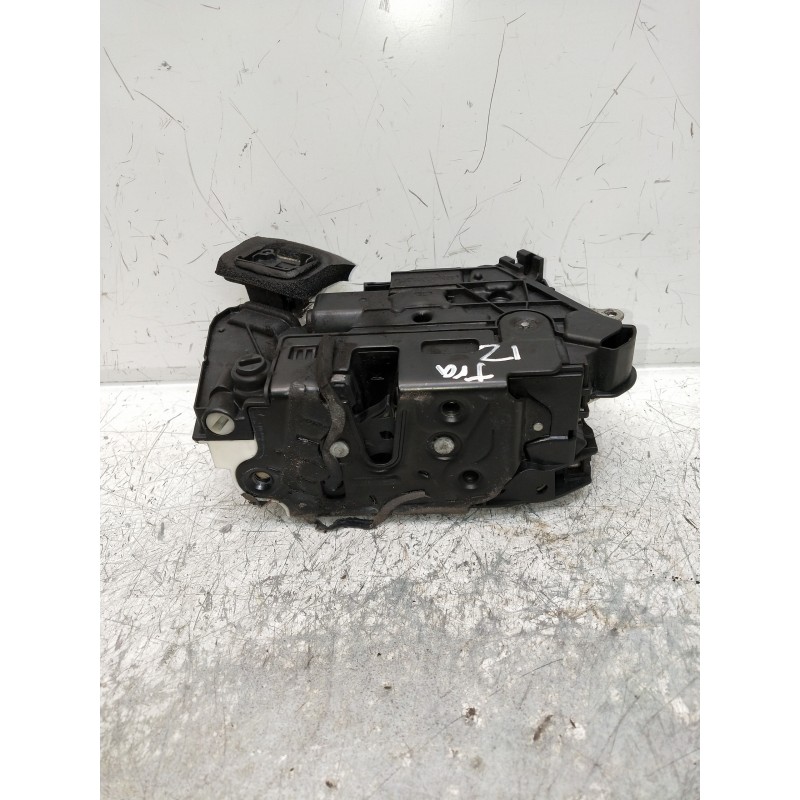 Recambio de motor cierre centralizado trasero izquierdo para seat toledo (kg3) style referencia OEM IAM 5E0839015A  5P