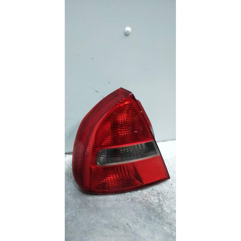 Recambio de piloto trasero izquierdo para mitsubishi carisma berlina 5 (da0) 1900 di-d elegance referencia OEM IAM   1999