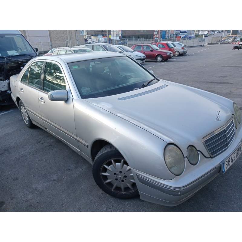 MERCEDES-BENZ CLASE E (W210) BERLINA DIESEL