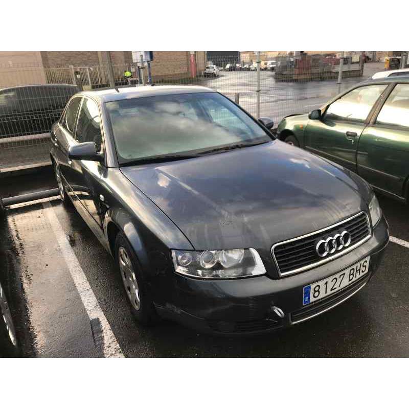 AUDI A4 BERLINA (8E)