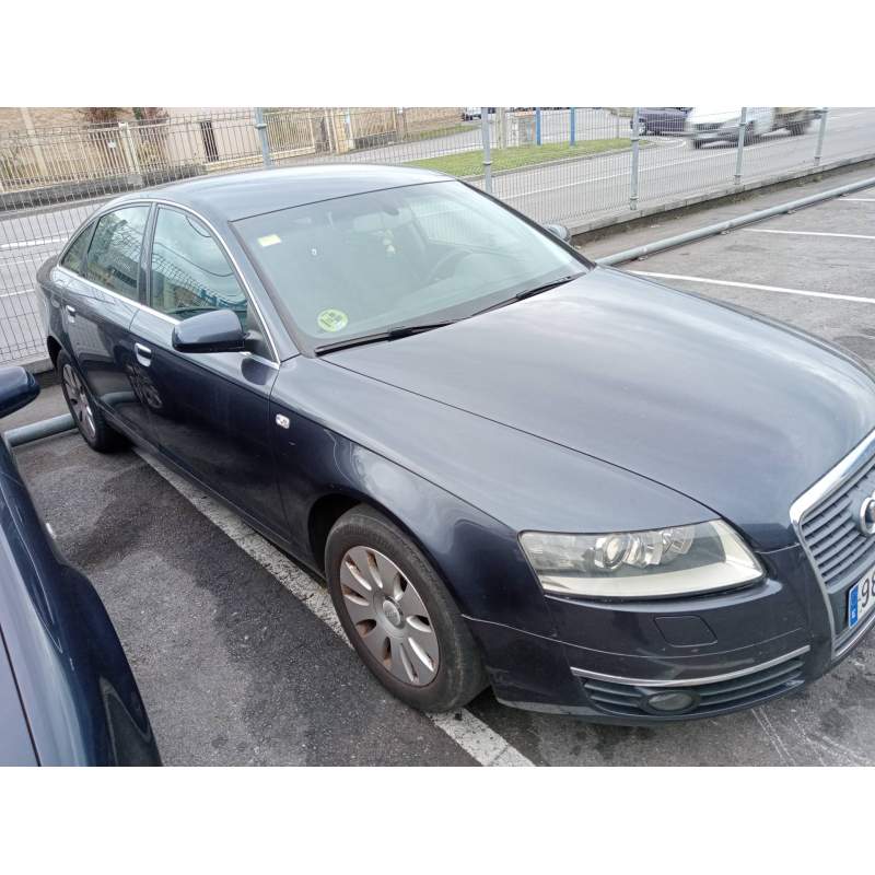 AUDI A6 BERLINA (4F2)