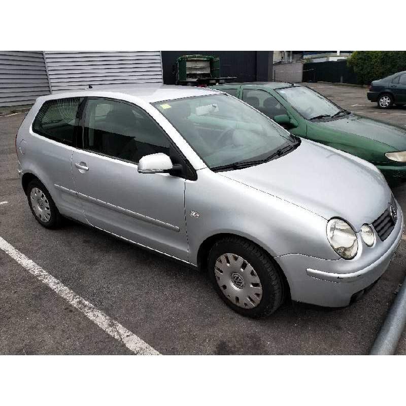 VOLKSWAGEN POLO (9N1)