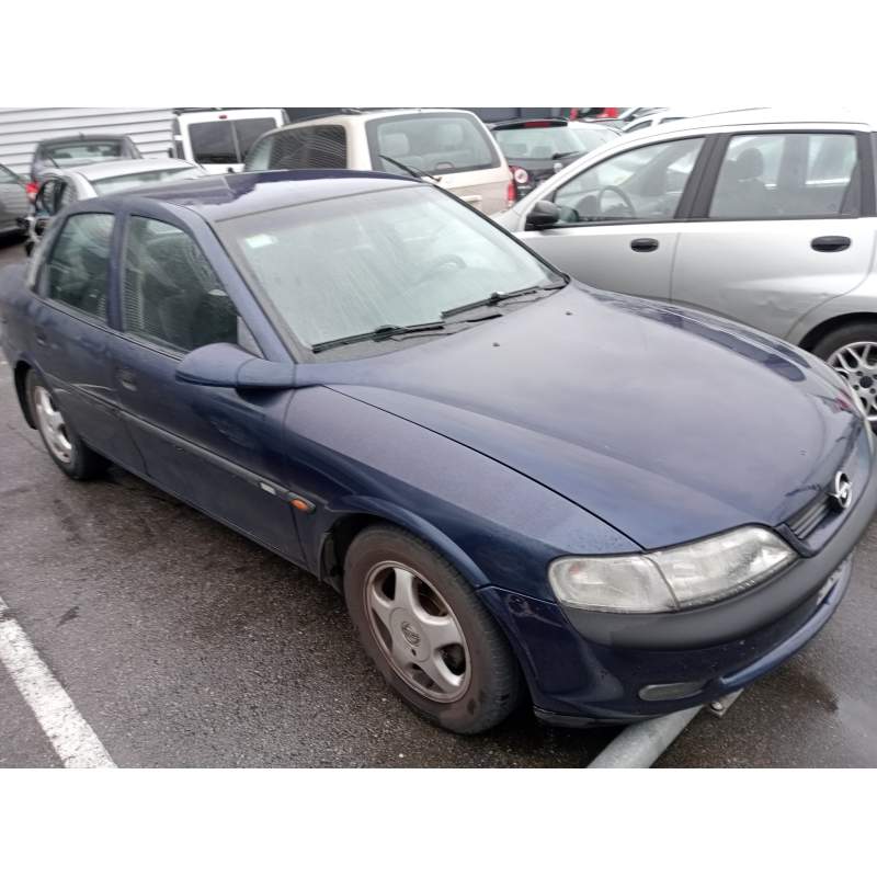 OPEL VECTRA B BERLINA
