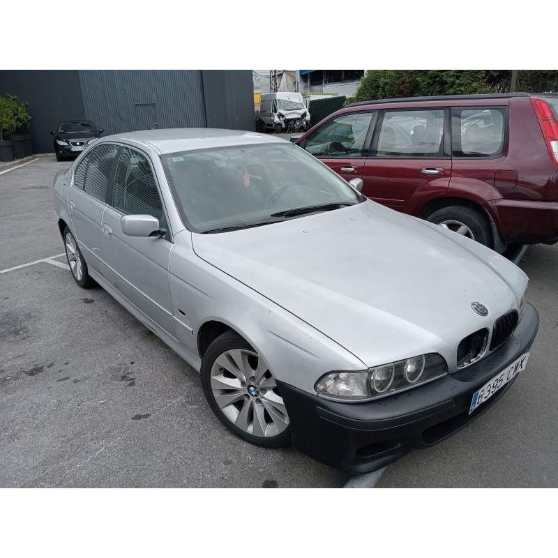BMW 5 (E39)