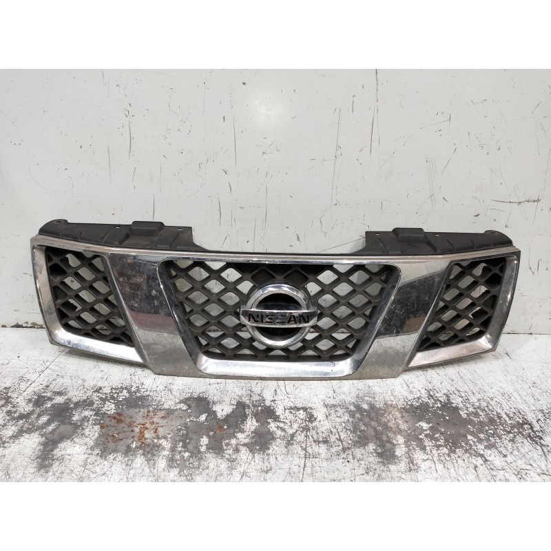 Recambio de rejilla delantera para nissan pathfinder (r51) 2.5 dci le referencia OEM IAM   