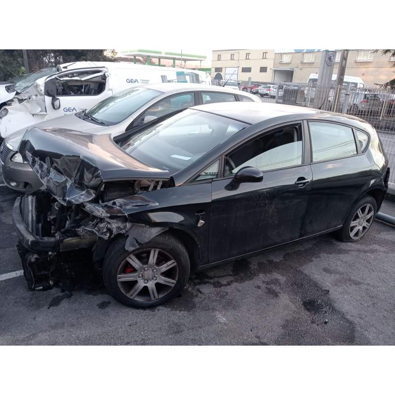 SEAT LEON (1P1)