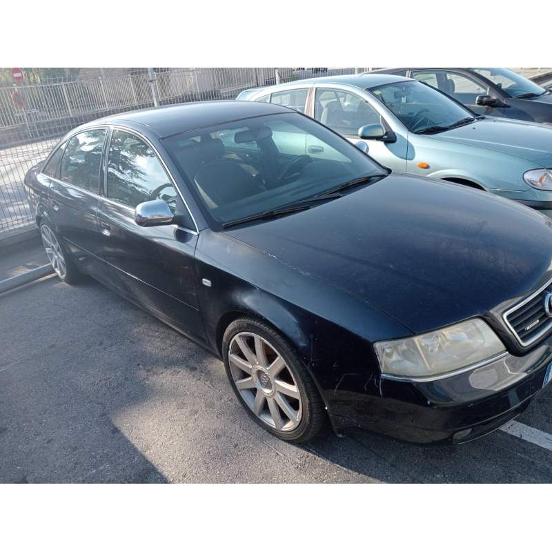 AUDI A6 BERLINA (4B2)