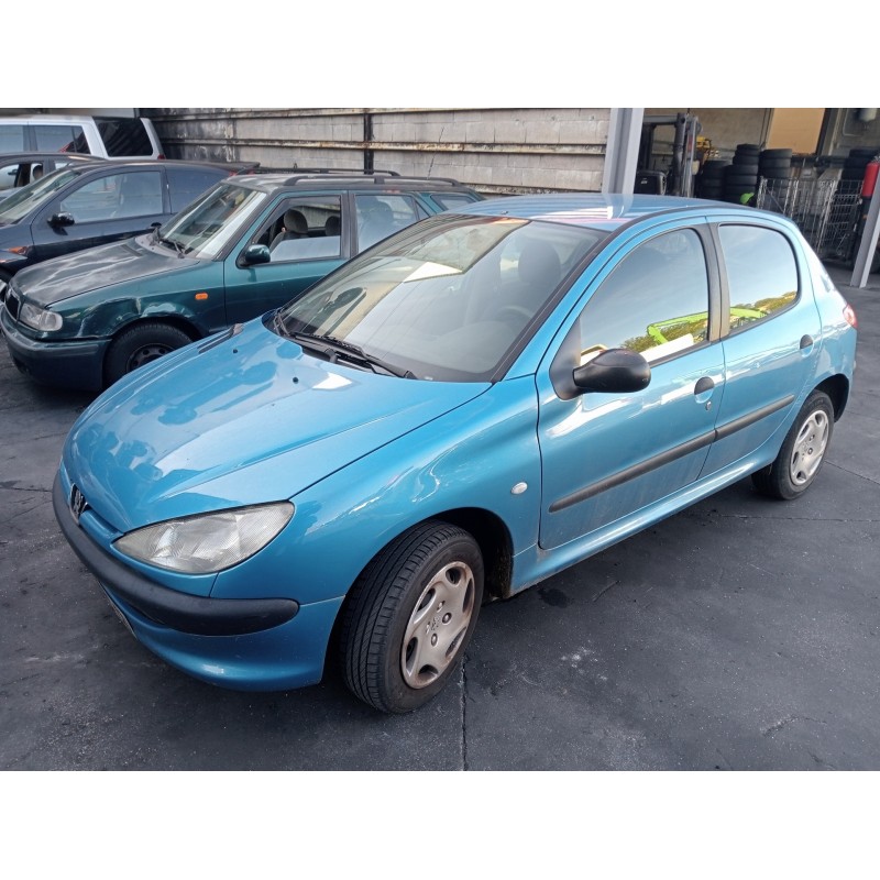 peugeot 206 berlina del año 1999